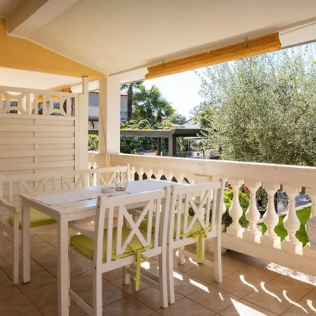 Idyllisches Mit Mediterranem Garten, Bbq - Nur 15 Minuten Zum *